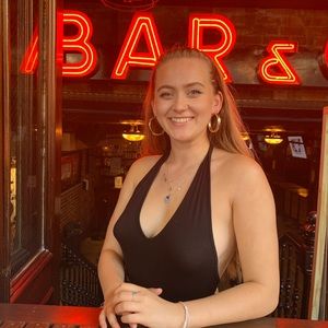 Meet your Posher, Evie